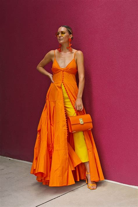 Shades of Orange // | Fashion, Orange fashion, Colorful fashion