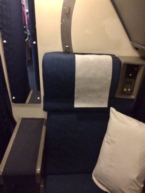 Amtrak Superliner Roomette: What You Need To Know - TWK