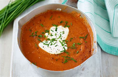 Jamie Oliver's Spicy Tomato Soup | Dinner Recipes | GoodtoKnow