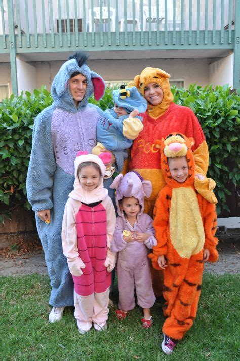 The Ultimate Collection of Disney Family Costume Ideas | Disney family ...