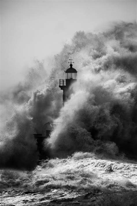 1000+ Amazing Lighthouse Storm Photos · Pexels · Free Stock Photos