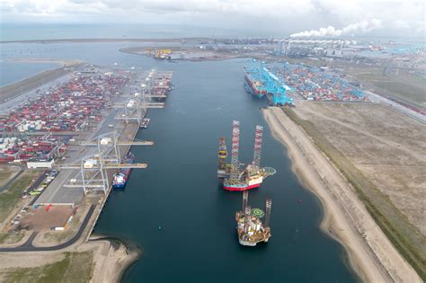 Port of Rotterdam Throughput Amounted to 469.4 Million Tonnes in 2019