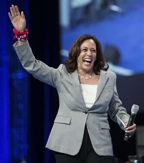 Kamala Harris continues fire on Joe Biden, jabs other rivals who 'churn ...