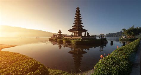 Ulan Danau Bali – Indonesia Islands