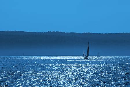 Royalty-Free photo: Photographed of calm ocean | PickPik