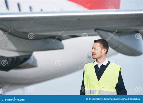 Member Ground Crew at the Airport Stock Photo - Image of flight ...