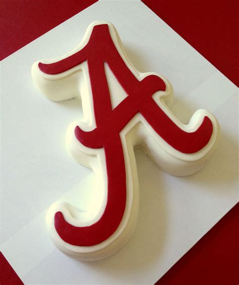 University of Alabama - A shaped cake How to tutorial at: http ...