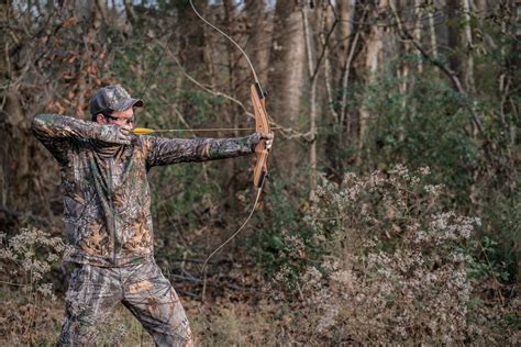 Recurve Bows | Crafted With Care | CenterPoint Archery