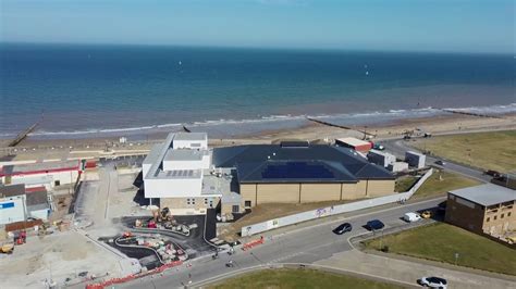 Hornsea sea front and Leisure centre - Videos by Drone - Grey Arrows ...