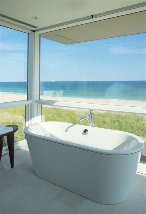 Dune Road Residence by Stelle Architects | Bathroom styling, Beach ...