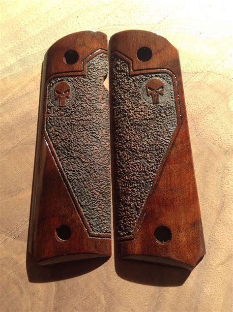 1911 Grips Tactical Laser Engraved Stippled Punisher Skull Walnut ...