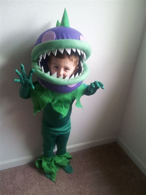 Plants vs Zombies Chomper costume. Made from two plastic bowls, fle ...