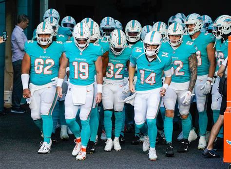 Miami Dolphins 53-Man Roster Projections: First Preseason Game Brings ...