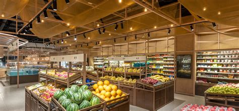 Lukstudio Draws on Open-Air Market Aesthetics for a Modern Grocery in ...