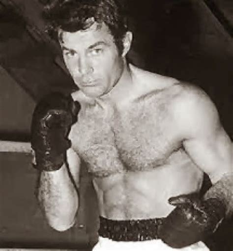 Robert Conrad had an undefeated professional boxing record of 4-0-1