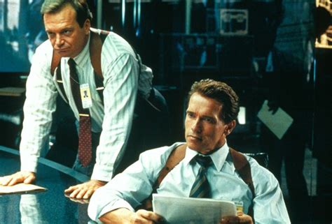 Arnold Schwarzenegger Tom Arnold True Lies - TRUE LIES Photo (40624033 ...