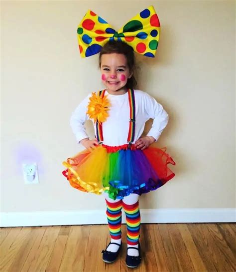 Cute Clown Costume | 20 Homemade DIY Ideas