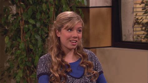 Watch iCarly (2007) Season 1 Episode 12: iCarly - iPromise Not to Tell ...