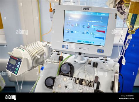 Therapeutic apheresis machine at the Blood Centre at John Radcliffe ...