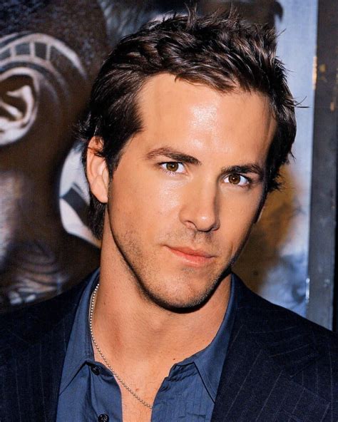 Another Canadian hunk | Ryan reynolds young, Ryan reynolds, Blake ...