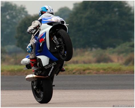 Bike stunts- A passion: The oldest and the coolest bike stunt- "Wheelie".