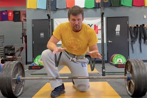 How to Use Lifting Straps — Testify Strength & Conditioning