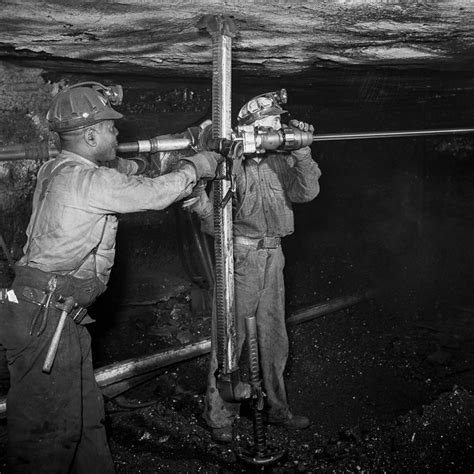 The Dangerous Lives of Pennsylvania Coal Miners Captured in Rare ...