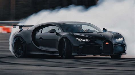 Watch Bugatti Put The C In Chiron With Massive Pur Sport Drift