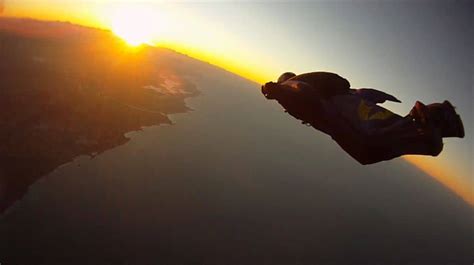 How Difficult Is Wingsuit Flying Really?