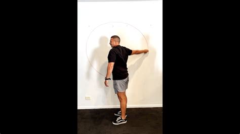 Perfect Circle Challenge! 😂 - YouTube