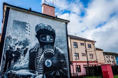 Derry Murals: The Troubles of Northern Ireland - Travel Addicts