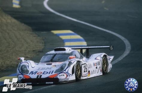 Winning Porsches at the 24 Hours of Le Mans: the 911 GT1 | 24h-lemans.com