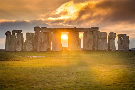 STONE HENgE i - canahuac.com