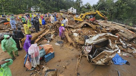 Everything buried in mud, this Wayanad village turned into a ghost town ...