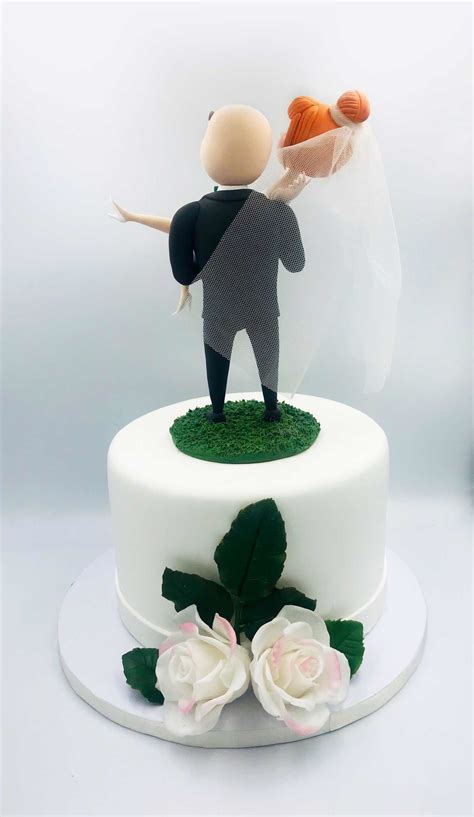 World Cake Topper. Lucy & Gru wedding cake topper, Animated Inspire wedding