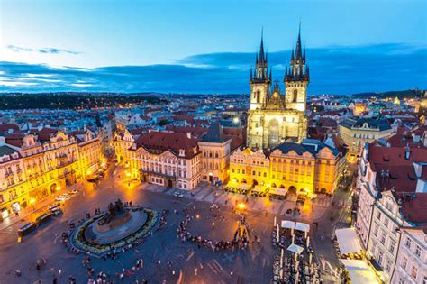 Prague Old Town Square (Staromestske Namesti): 3 Things to Know in 2019