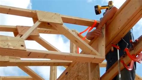 One Man Roof Truss Raising - YouTube