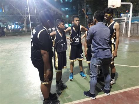 Ekstrakurikuler BAsket Putra