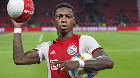 4 years later, Arsenal considering £25m Quincy Promes move