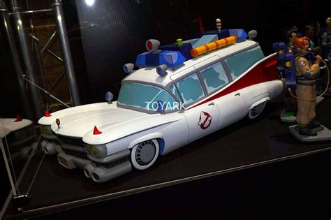 Chronicle Collectibles reveal Real Ghostbusters Ecto-1 at SDCC