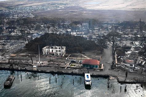 Before-and-after photos show Lahaina on Maui demolished by flames