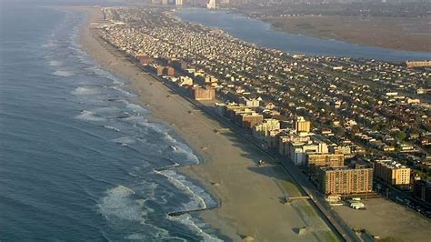 Coronavirus Long Island: Long Beach boardwalk reopens for the first ...