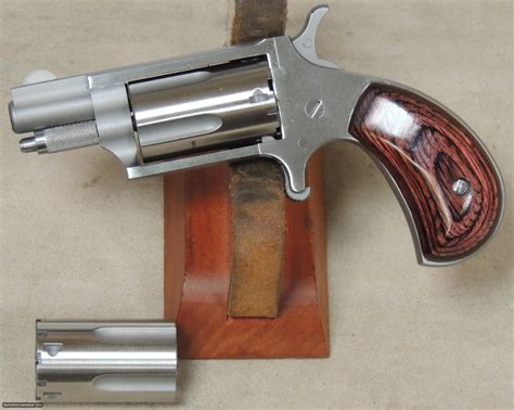 North American Arms .22 LR / .22 Magnum Calibers Revolver NIB S/N E359297