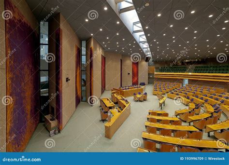 Dutch Parliament Building in the Hague Editorial Stock Image - Image of ...