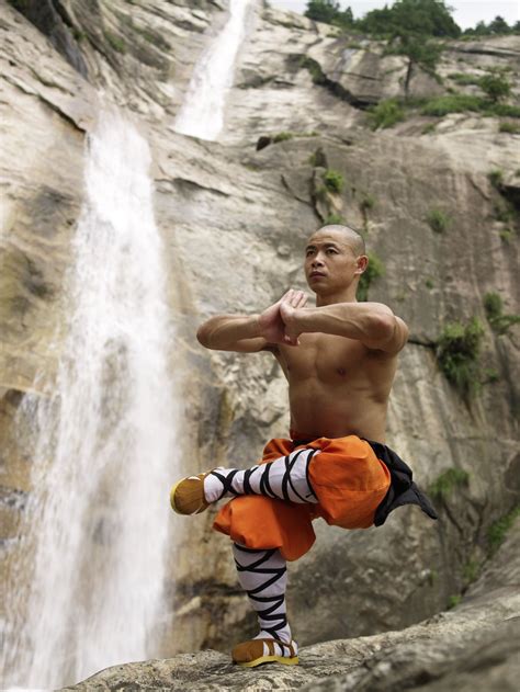 Pin by Quinten Materné on Kungfu Fighting | Martial arts, Shaolin monks ...