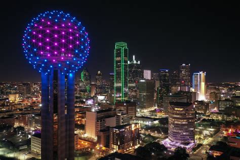 When Reunion Tower’s Last Restaurant Revolved, It Caused a Gruesome ...