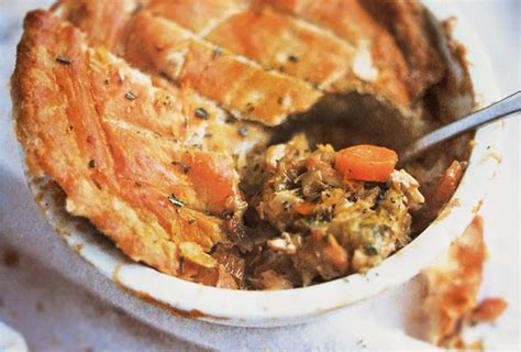 Chicken Pot Pie Recipe | Leite's Culinaria