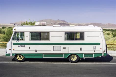 Retro Camper: 1973 Apollo Neptune Motorhome