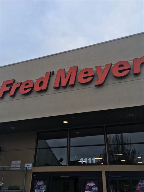 FRED MEYER PHARMACY - Updated December 2024 - 18 Reviews - 1111 NE ...