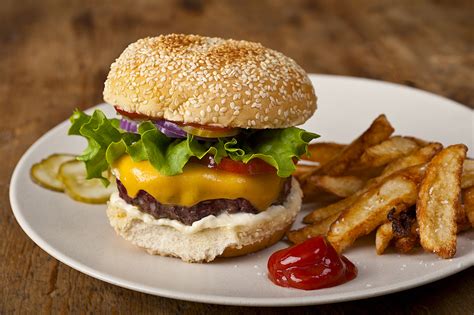 It's Homemade Burger & Fries Week on Food Republic! - Food Republic